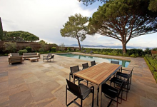 Juin 2012 – Saint-Tropez – Villa moderne aux Canoubiers, pieds dans l’eau